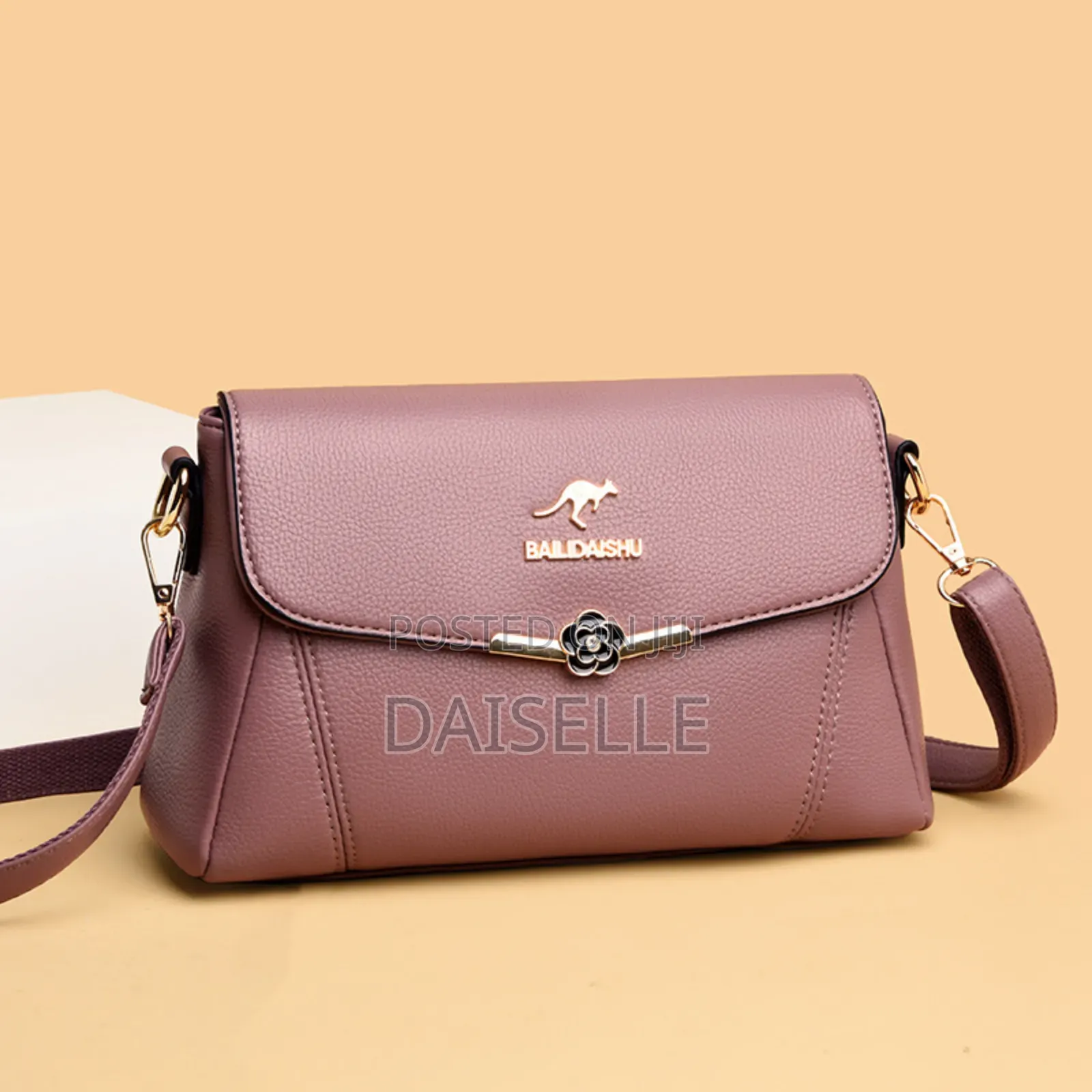 Bal-D Shoulder Bag