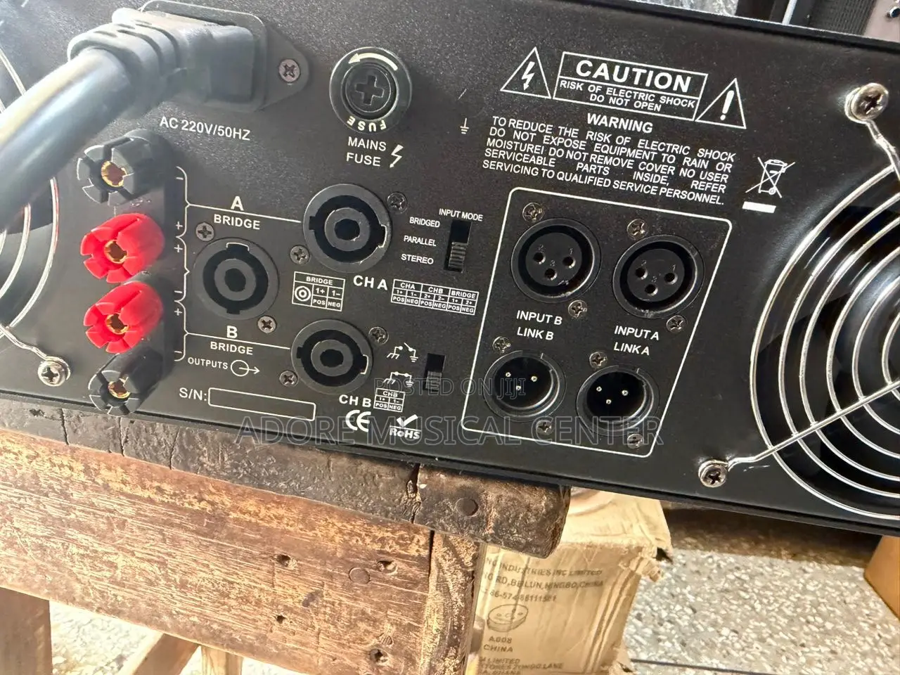 Ev P 8300 Bass Power Amplifier