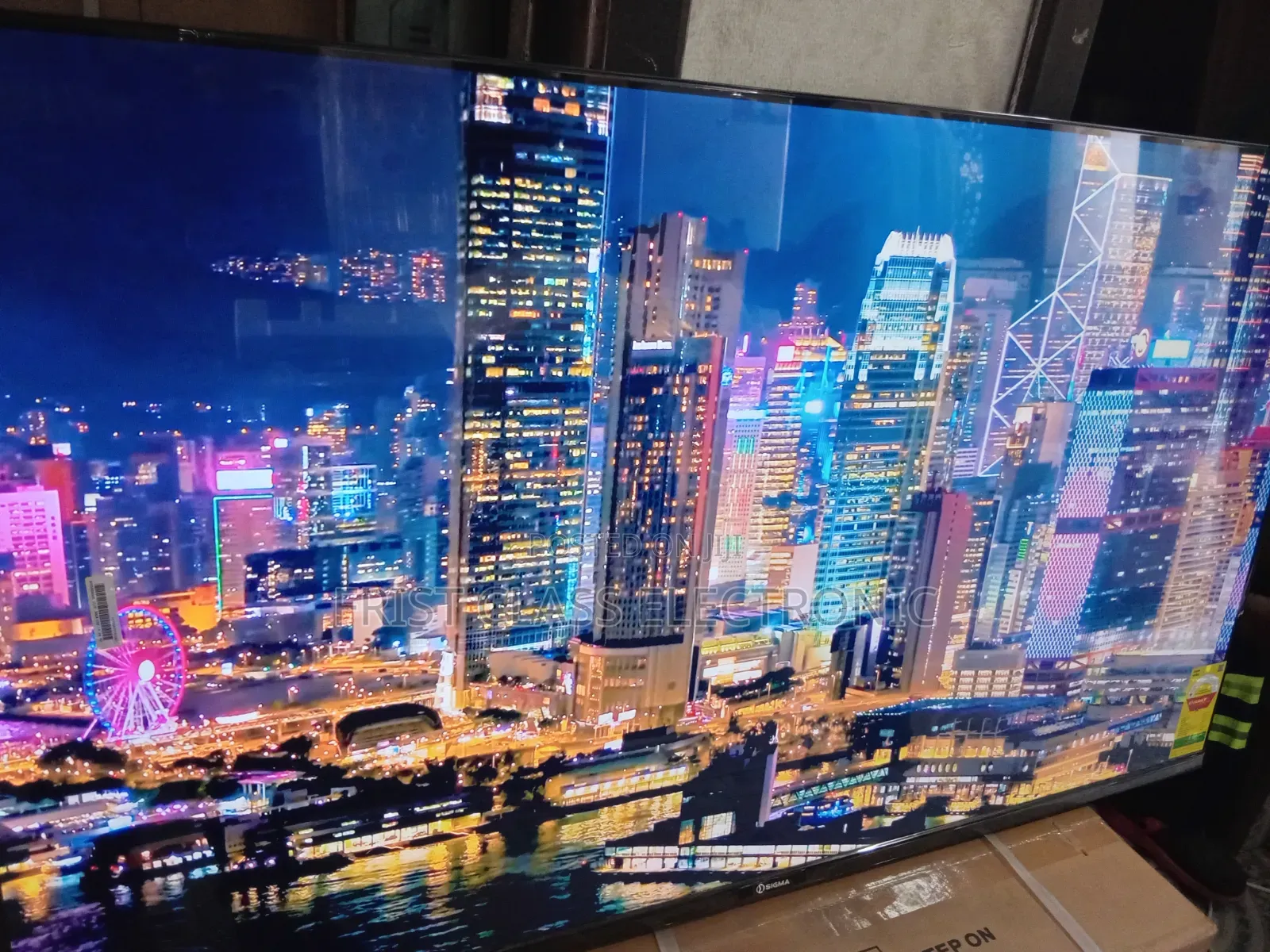 Sigma 55 Uhd Tv Magic, Tv That Makes Moments Bigger.