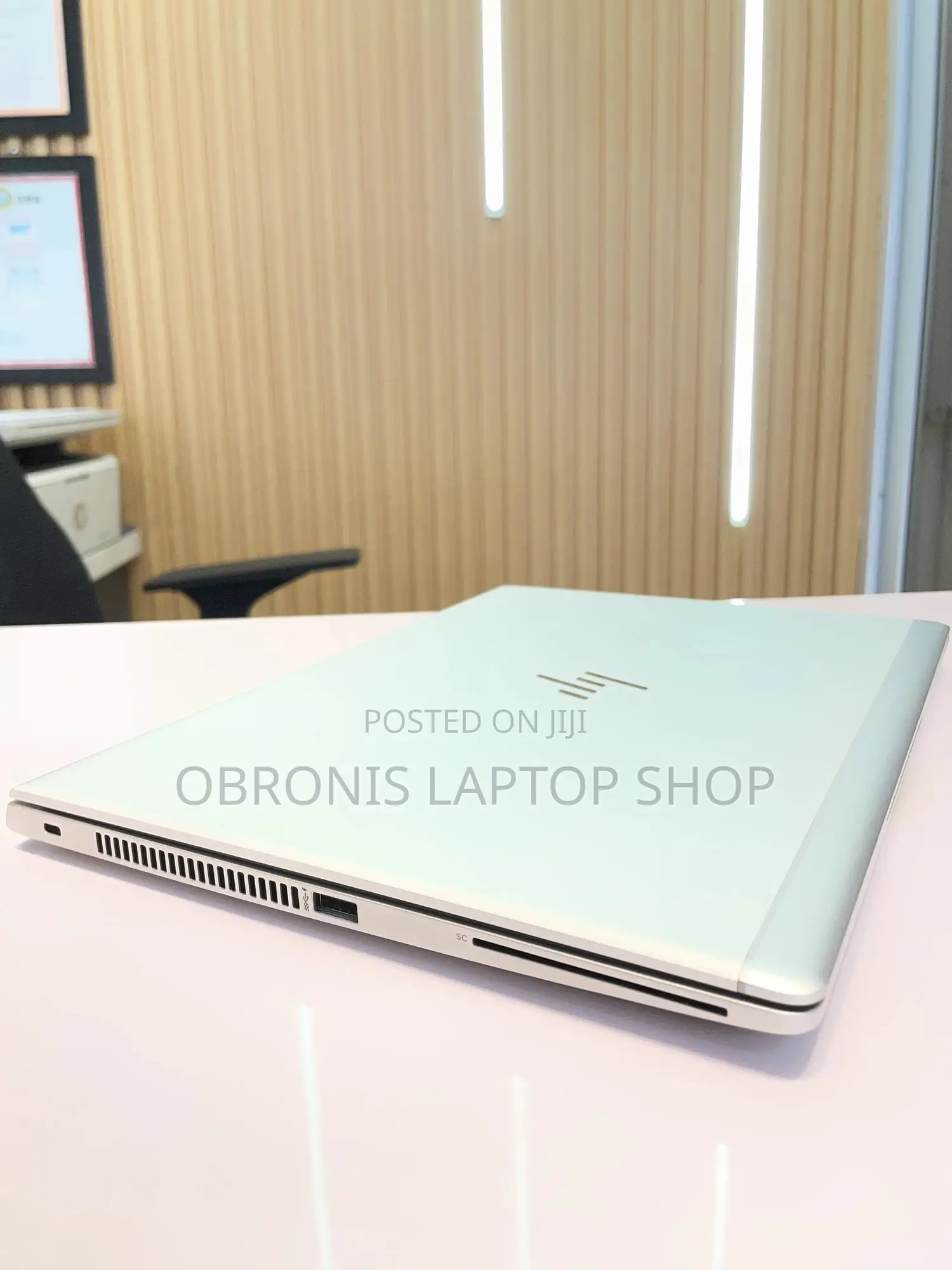 Laptop Dell Latitude 7400 8GB Intel Core i5 SSD 256GB