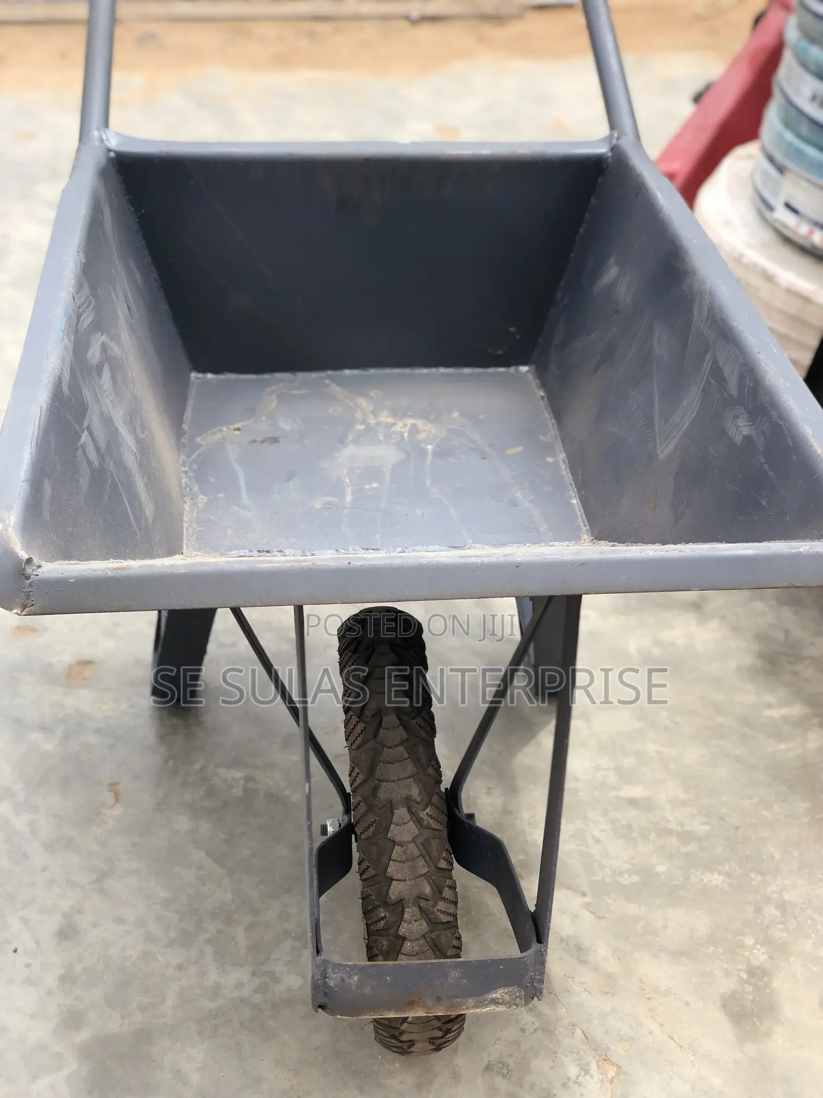 Construction Wheelbarrow