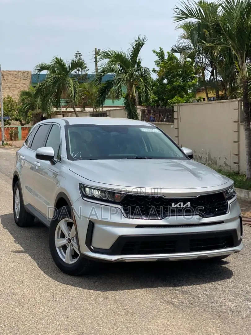 Kia Sorento LX 2022 Silver