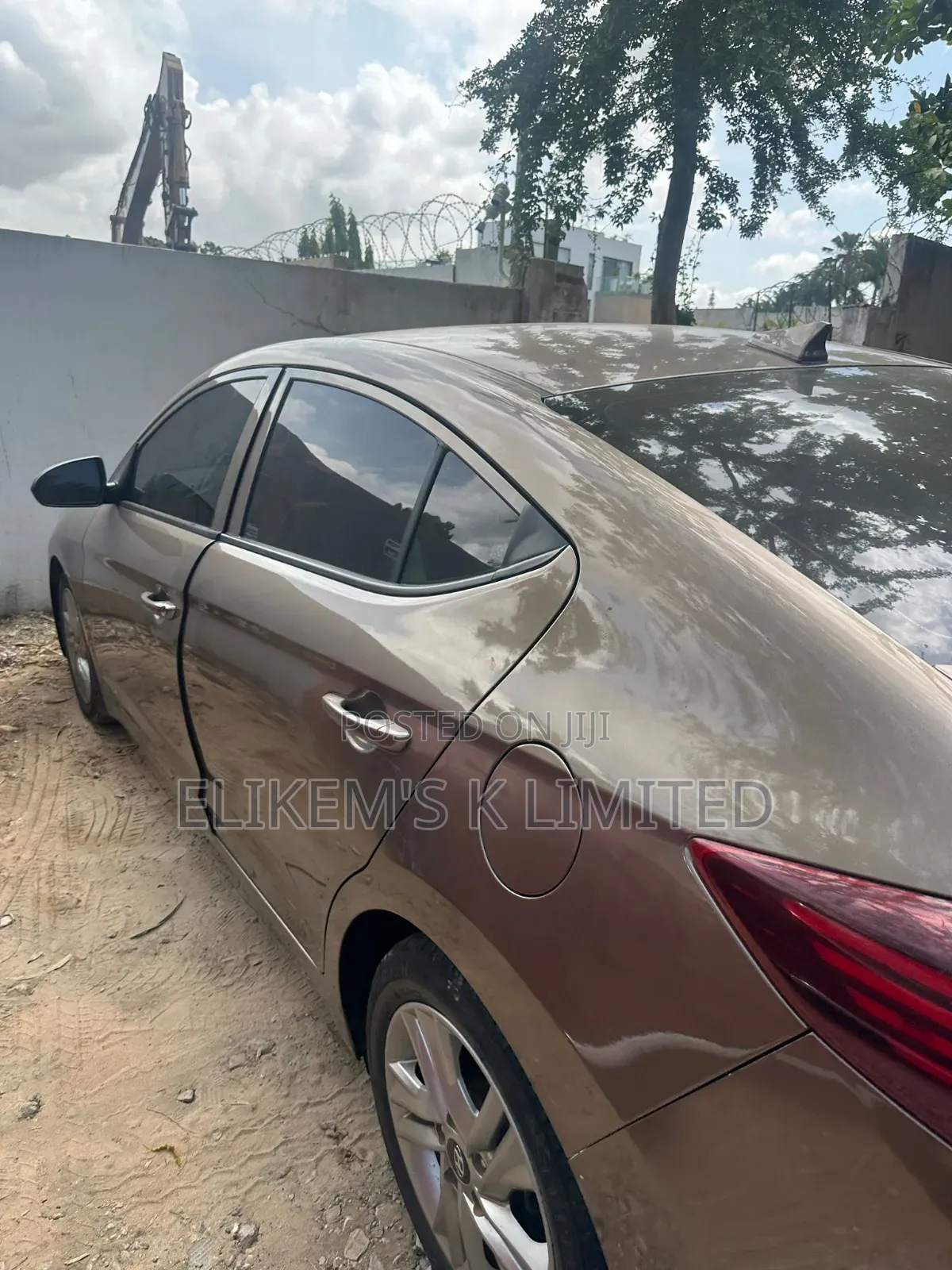 Hyundai Elantra SE 2020 Gold