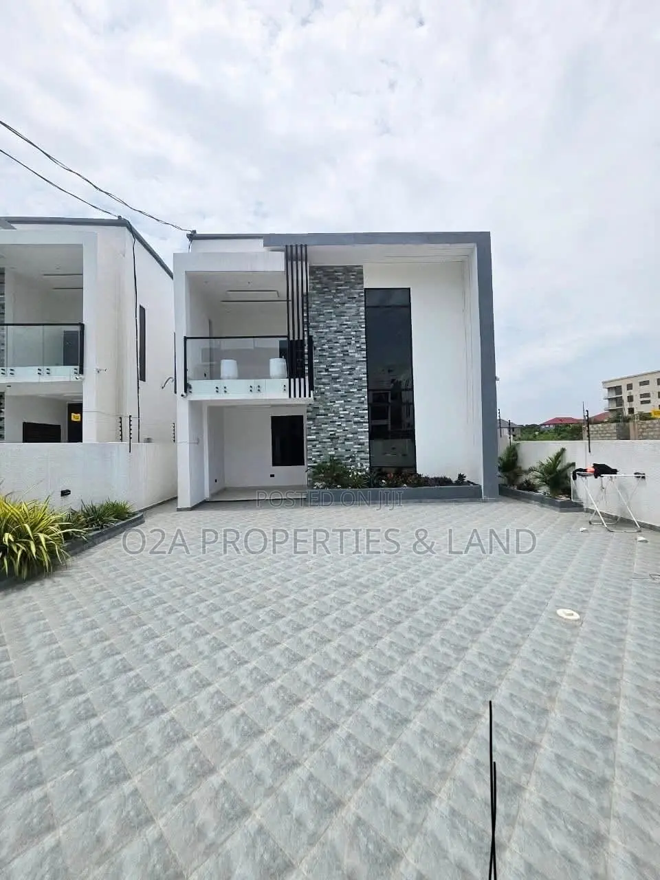 4bdrm House in East Legon Hills for sale