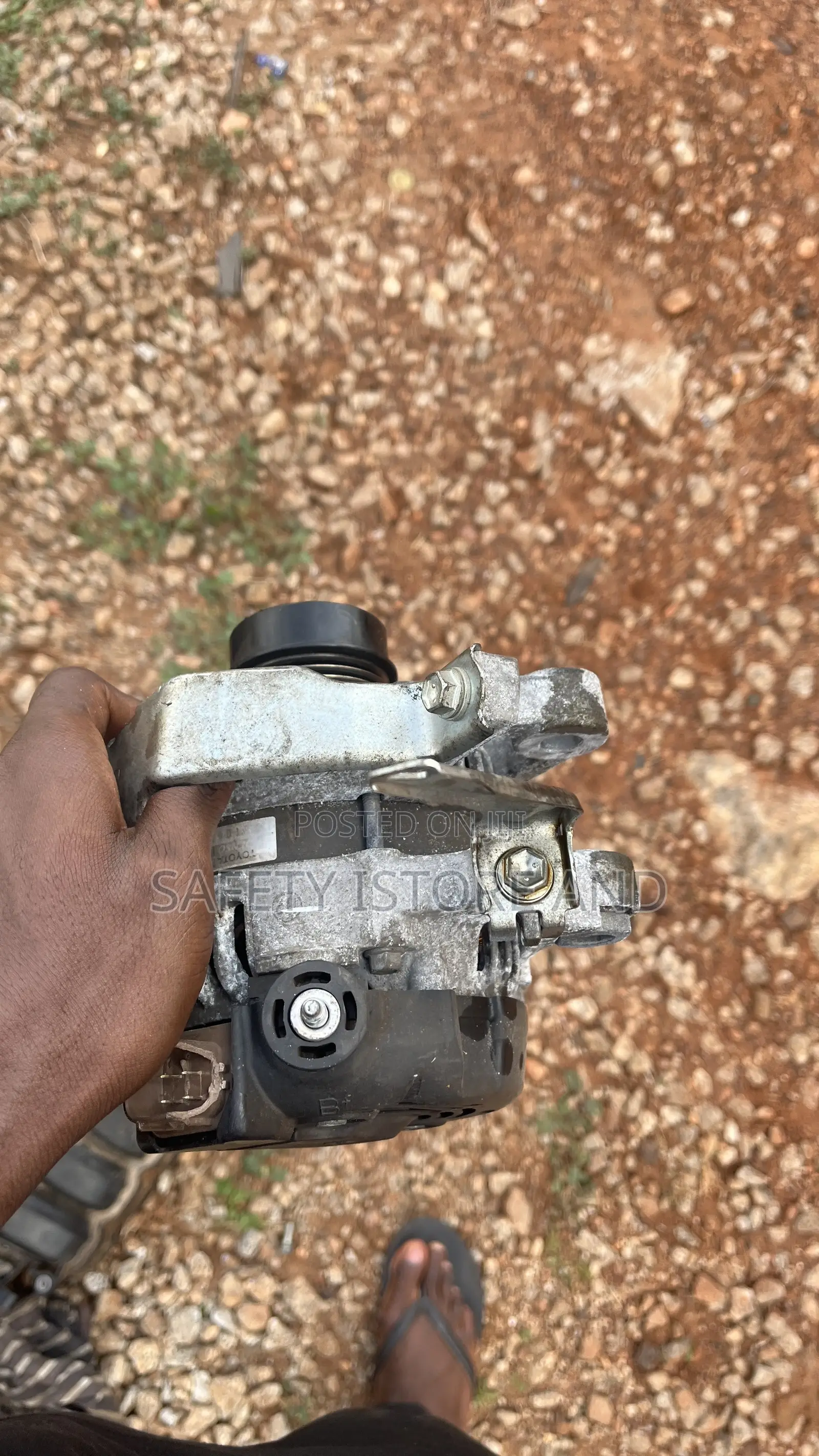 Vitz Alternator