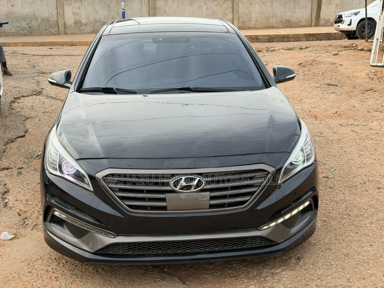 Hyundai Sonata Limited w/Brown Leather 4dr Sedan (2.4L 4cyl 6A) 2015