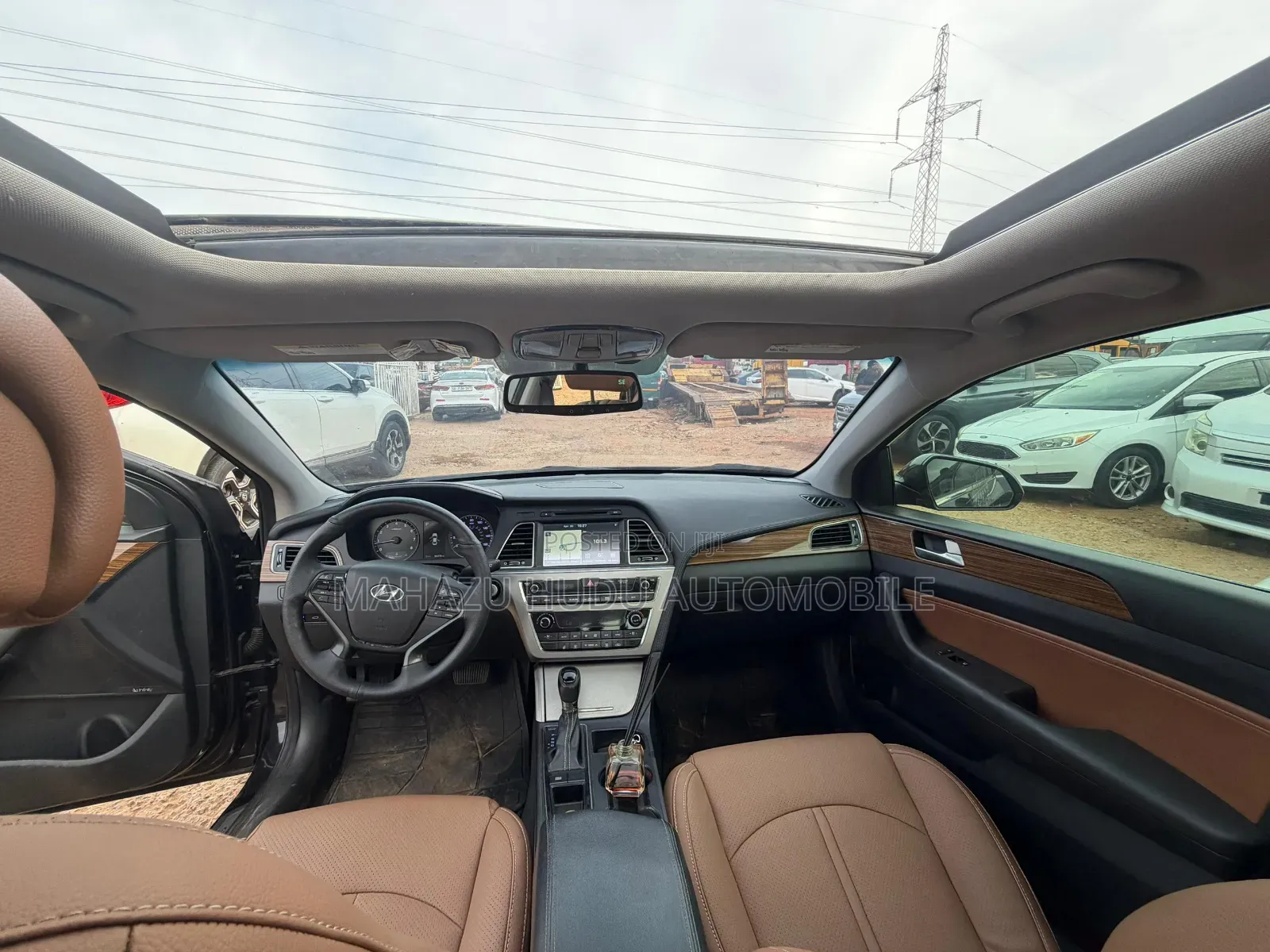 Hyundai Sonata Limited w/Brown Leather 4dr Sedan (2.4L 4cyl 6A) 2015