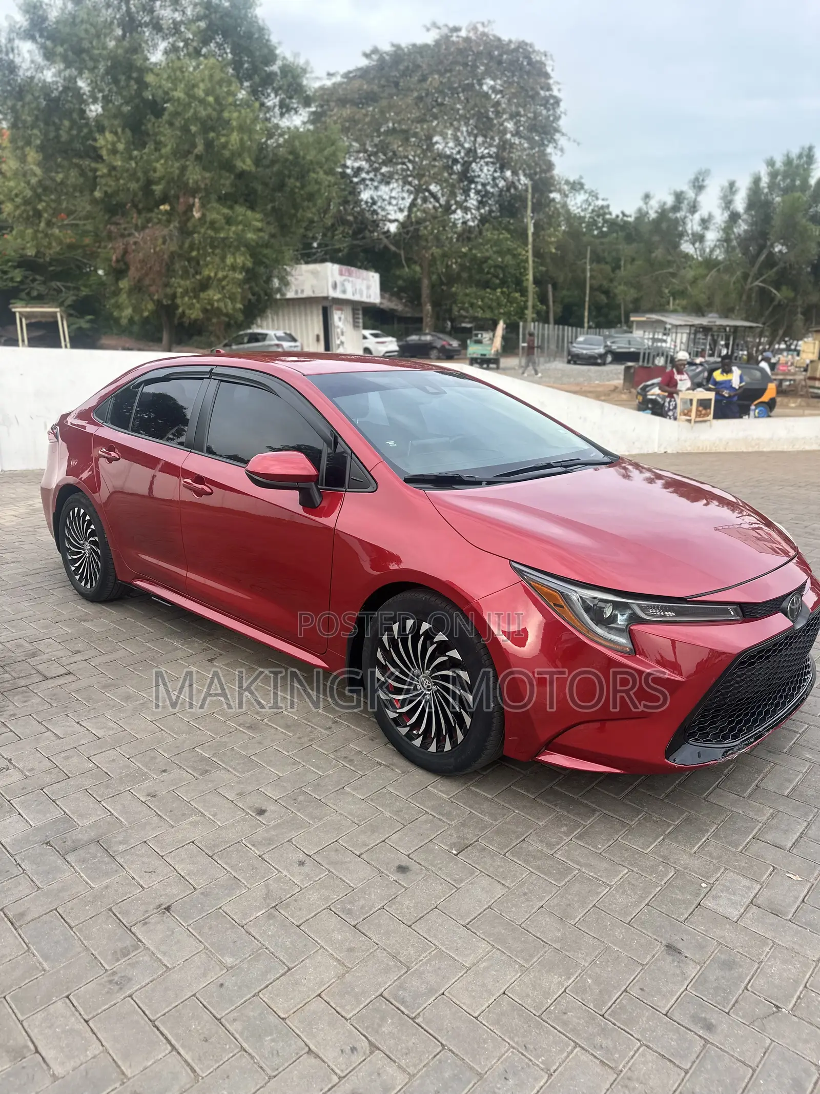 Toyota Corolla LE 2022 Red
