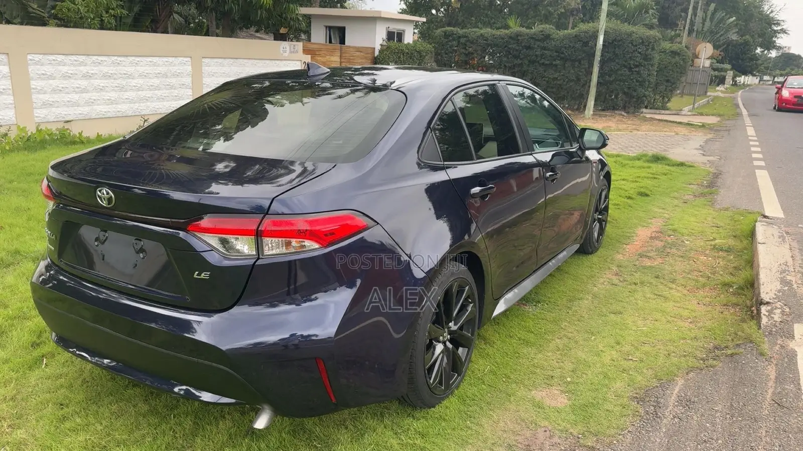Toyota Corolla LE 2021 Beige
