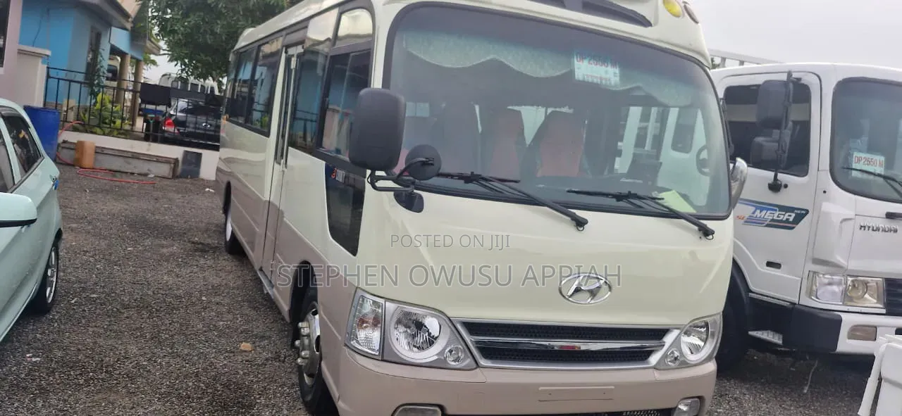 Hyundai County 2015 Grey