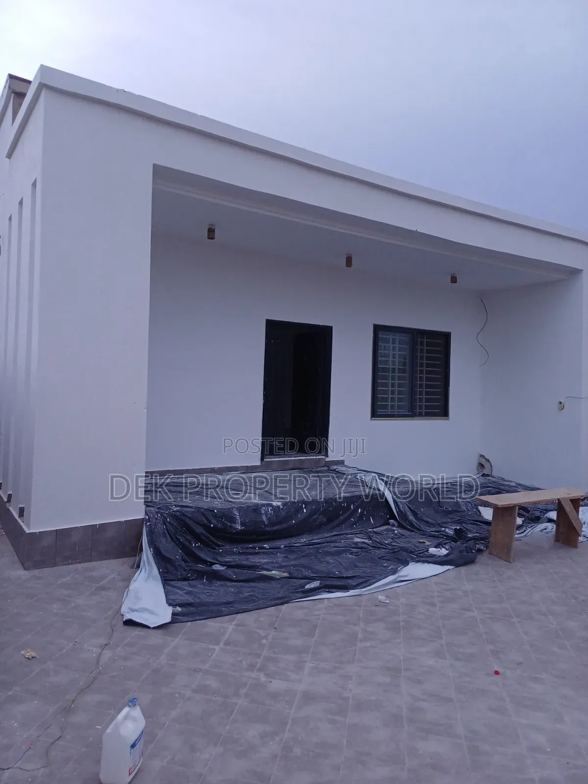 3bdrm House in Pokuase for sale