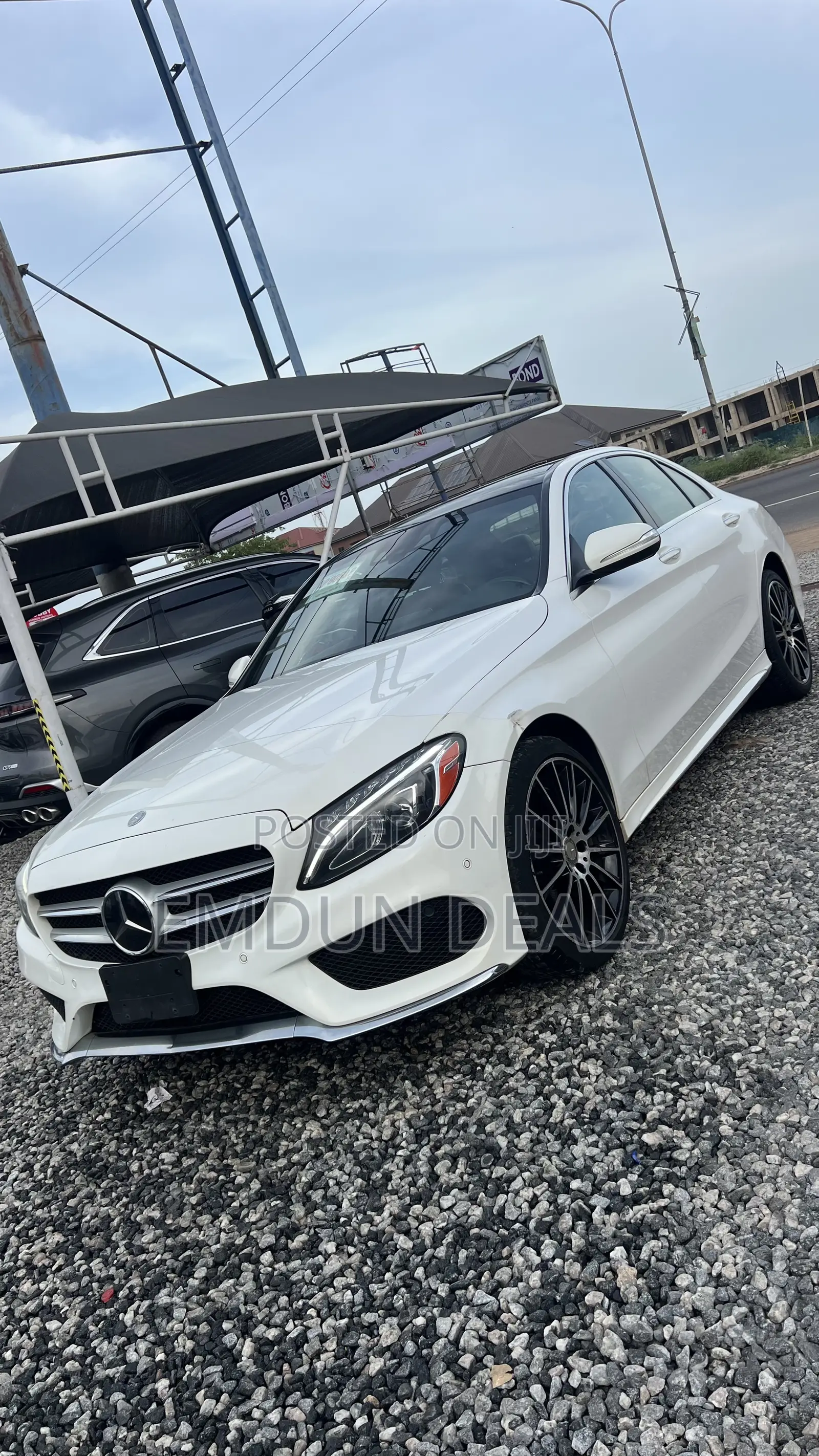 Mercedes-Benz C400 4Matic AWD Sedan (3.0L V6 7A) 2015 White