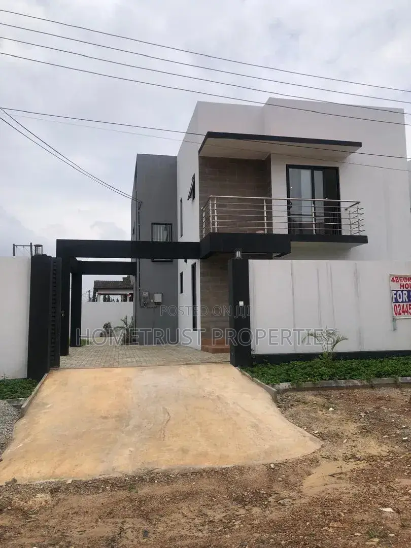 4bdrm Duplex in East Legon Ais Area, American House for rent