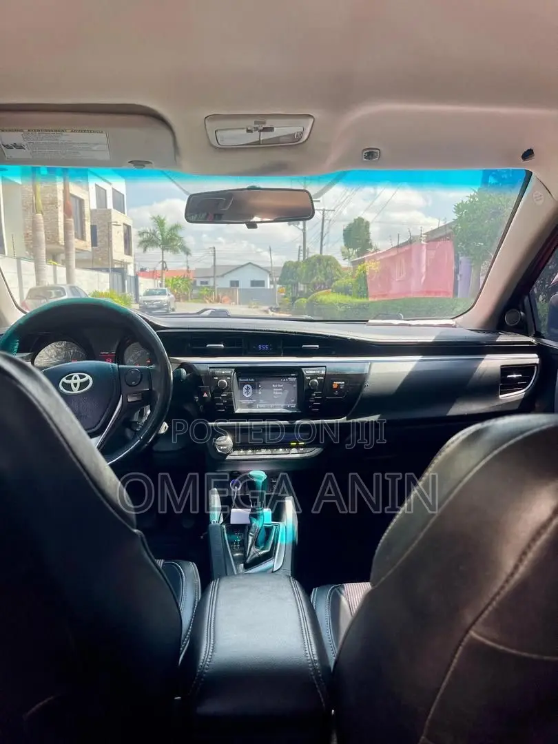 Toyota RAV4 LE AWD (2.5L 4cyl 6A) 2016 Blue
