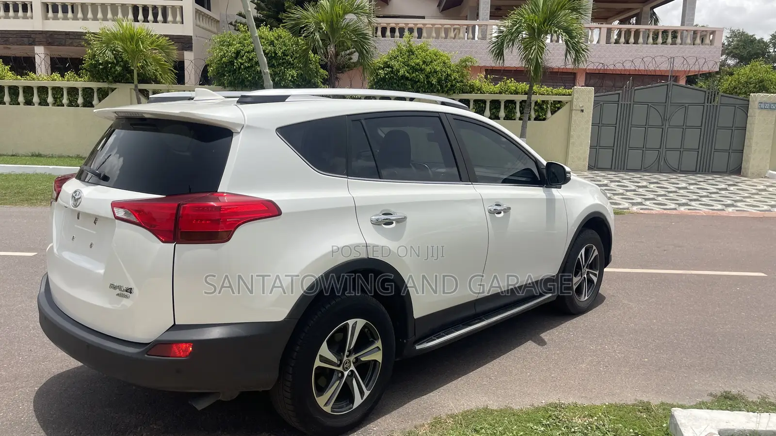 Toyota RAV4 2015 White