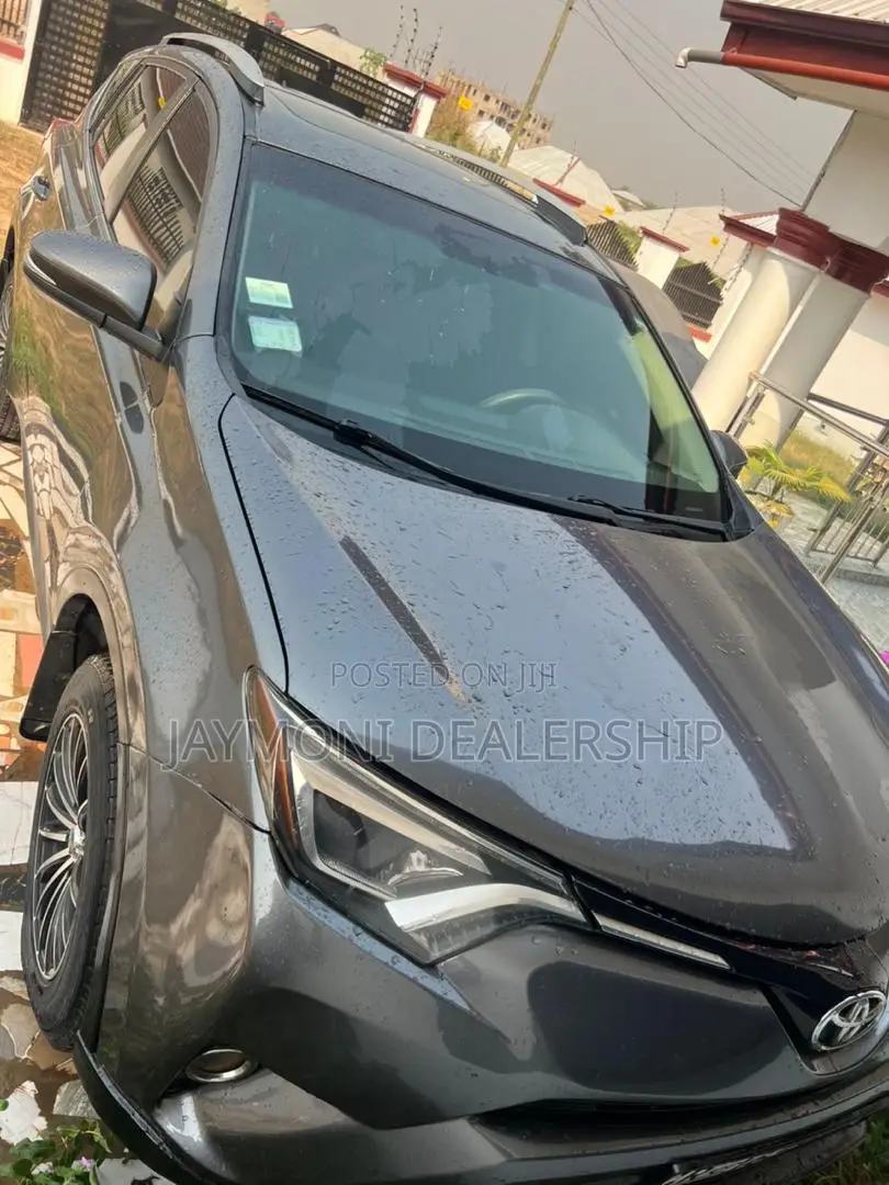 Toyota RAV4 2015 Gray