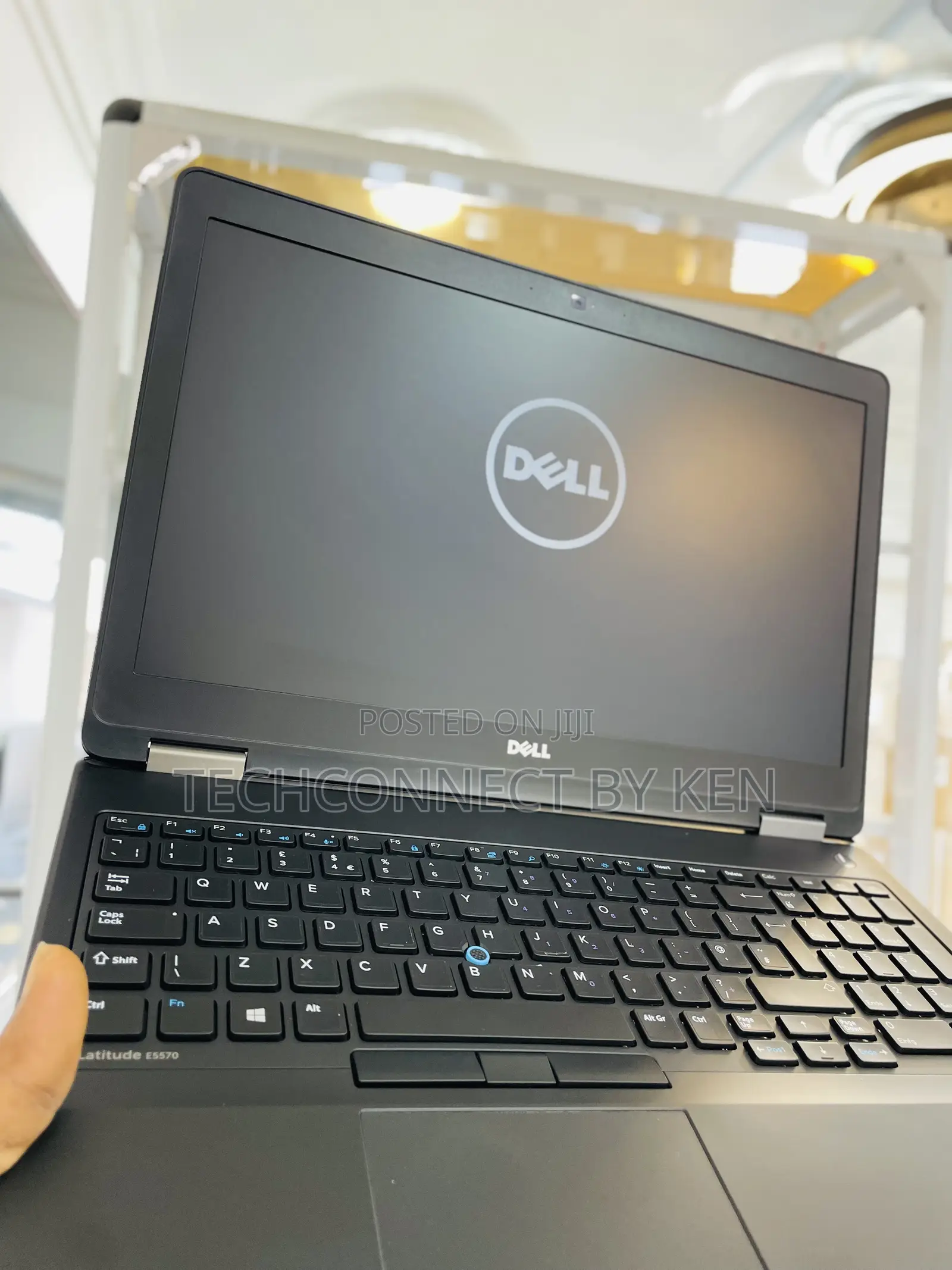 Laptop Dell Latitude 15 E5570 8GB Intel Core i5 SSD 256GB
