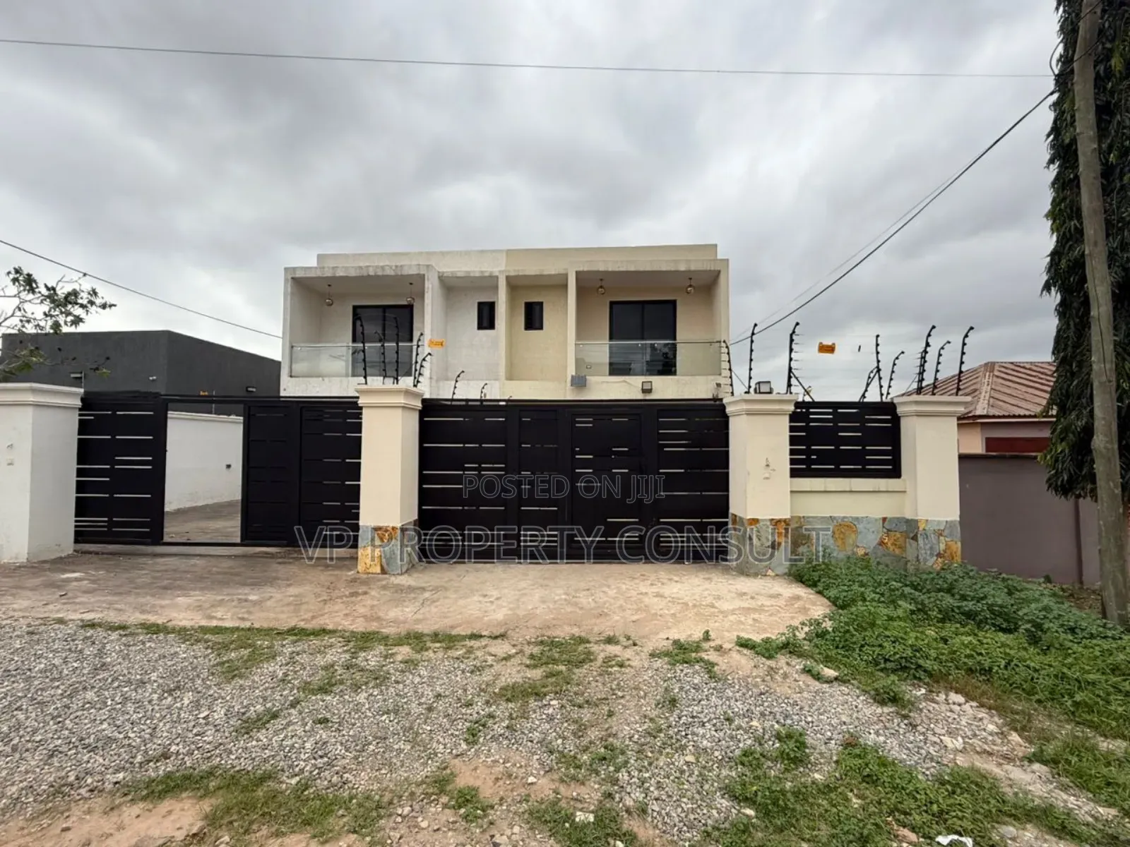 3bdrm House in Pure Water for sale