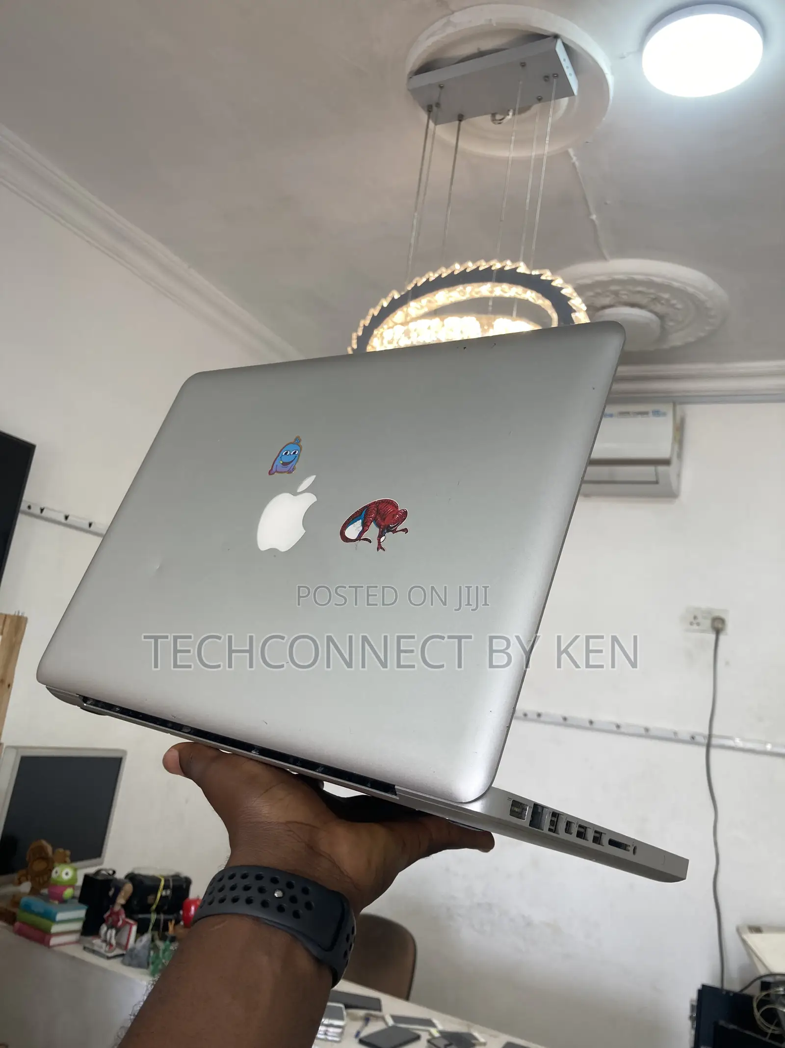 Laptop Apple MacBook Pro 2012 4GB Intel Core i5 HDD 320GB