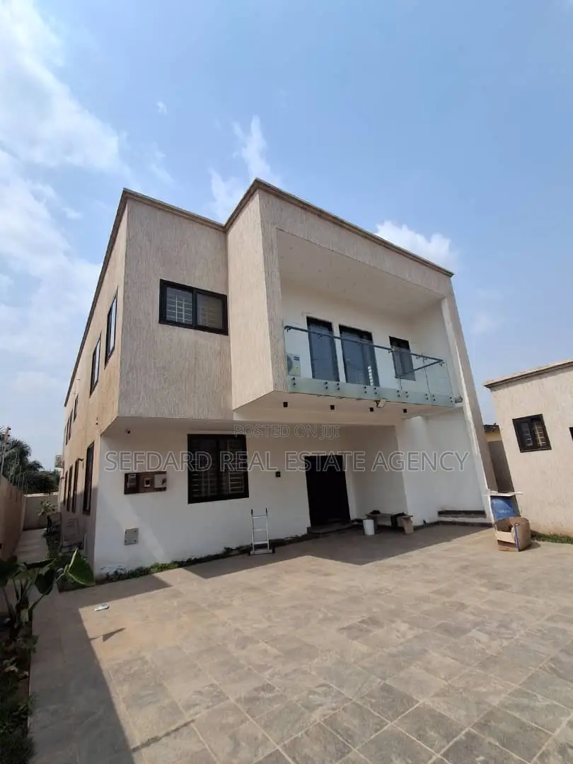 4bdrm Duplex in Sefdard Properties, Haatso for sale