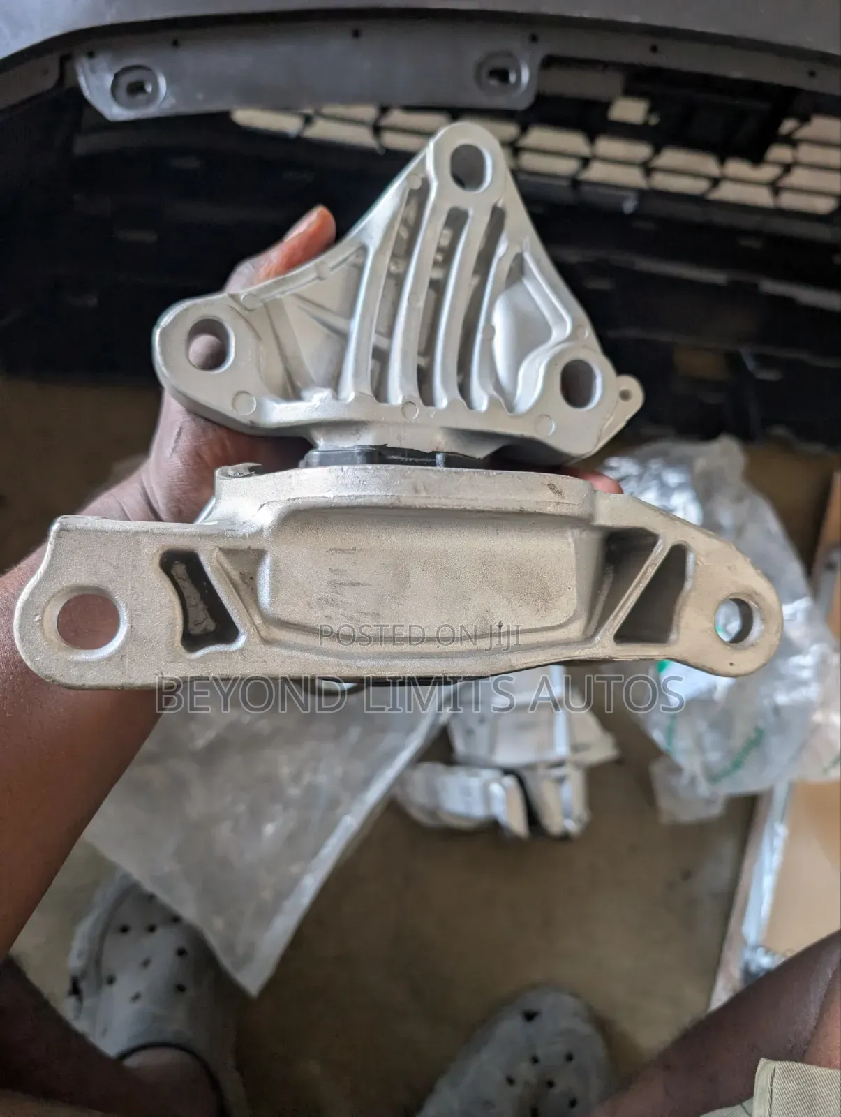 Honda Civic 2022,2023,2024,2025 Gearbox Transmission Seat / Mount