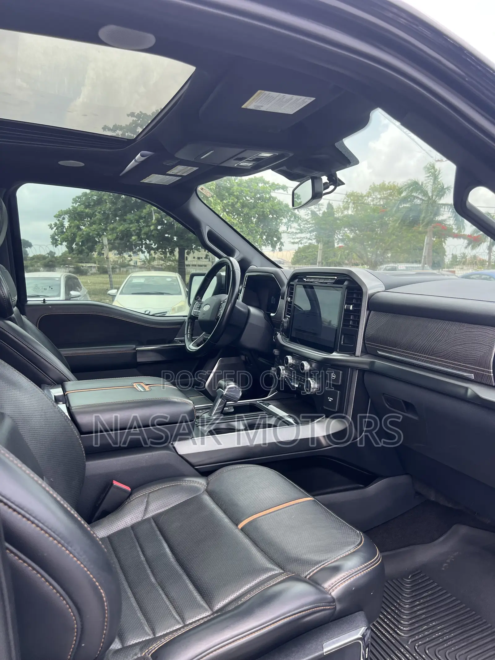 Ford F-150 Platinum 2021 Black