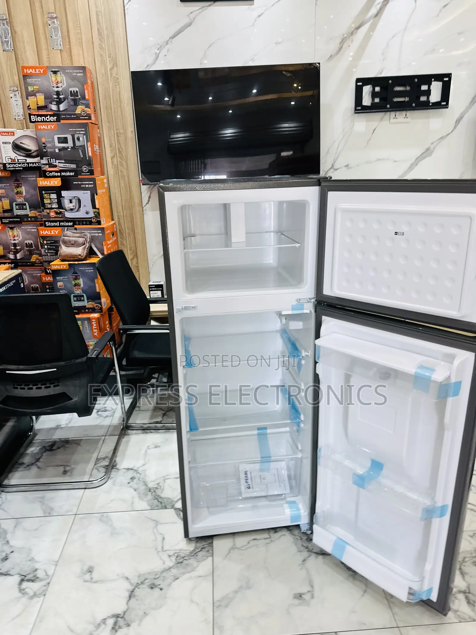 Highly Recommended 208l Double Door With Dispenser Pearl