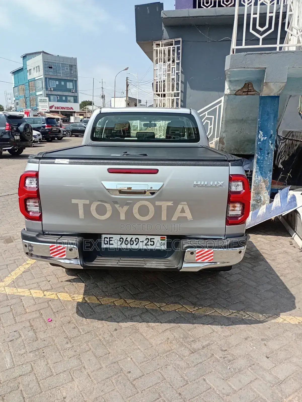 Hilux Bed/Bucket Cover Aluminium Roller/Retractable