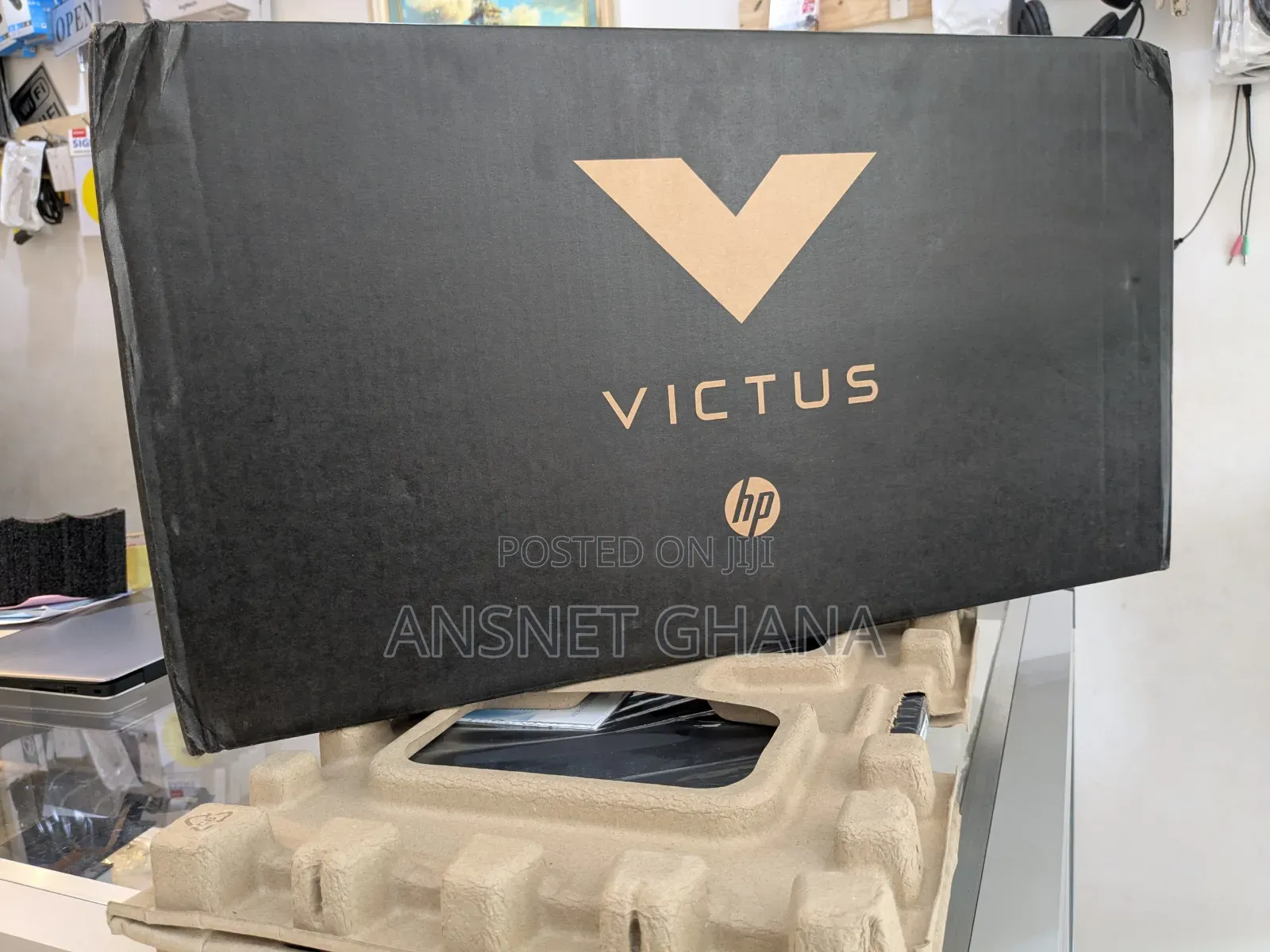 New Laptop HP Victus 15 16GB Intel Core i7 SSD 512GB