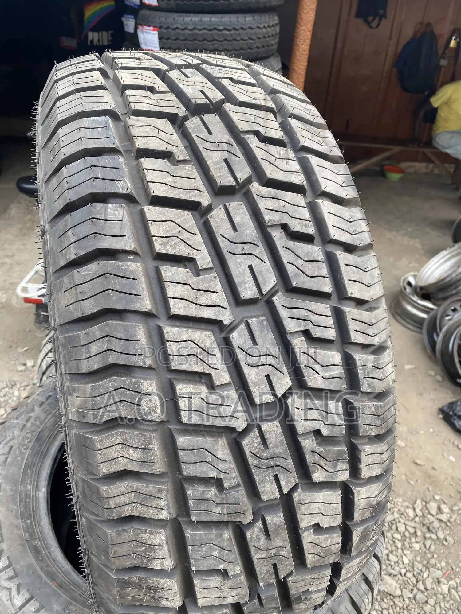 33*12.5r20 Strong and Quality
