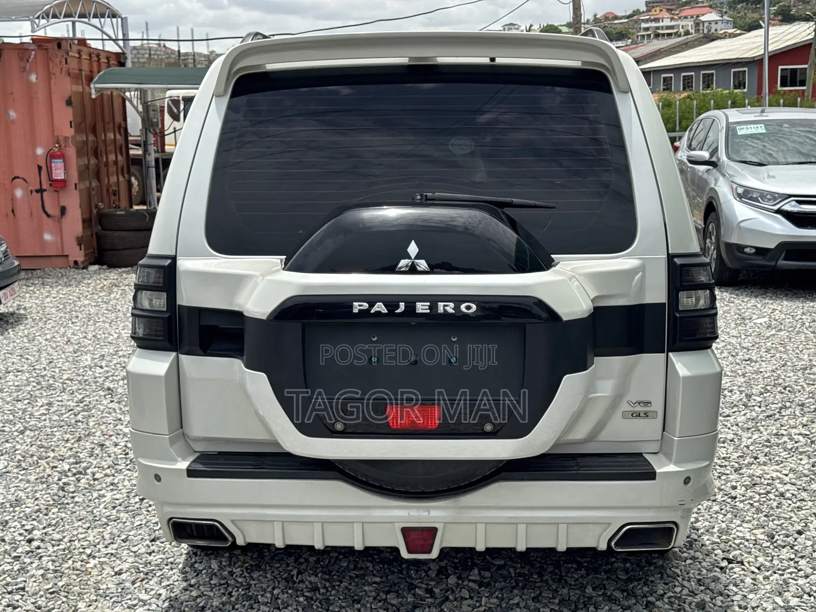 Mitsubishi Pajero 2013 White