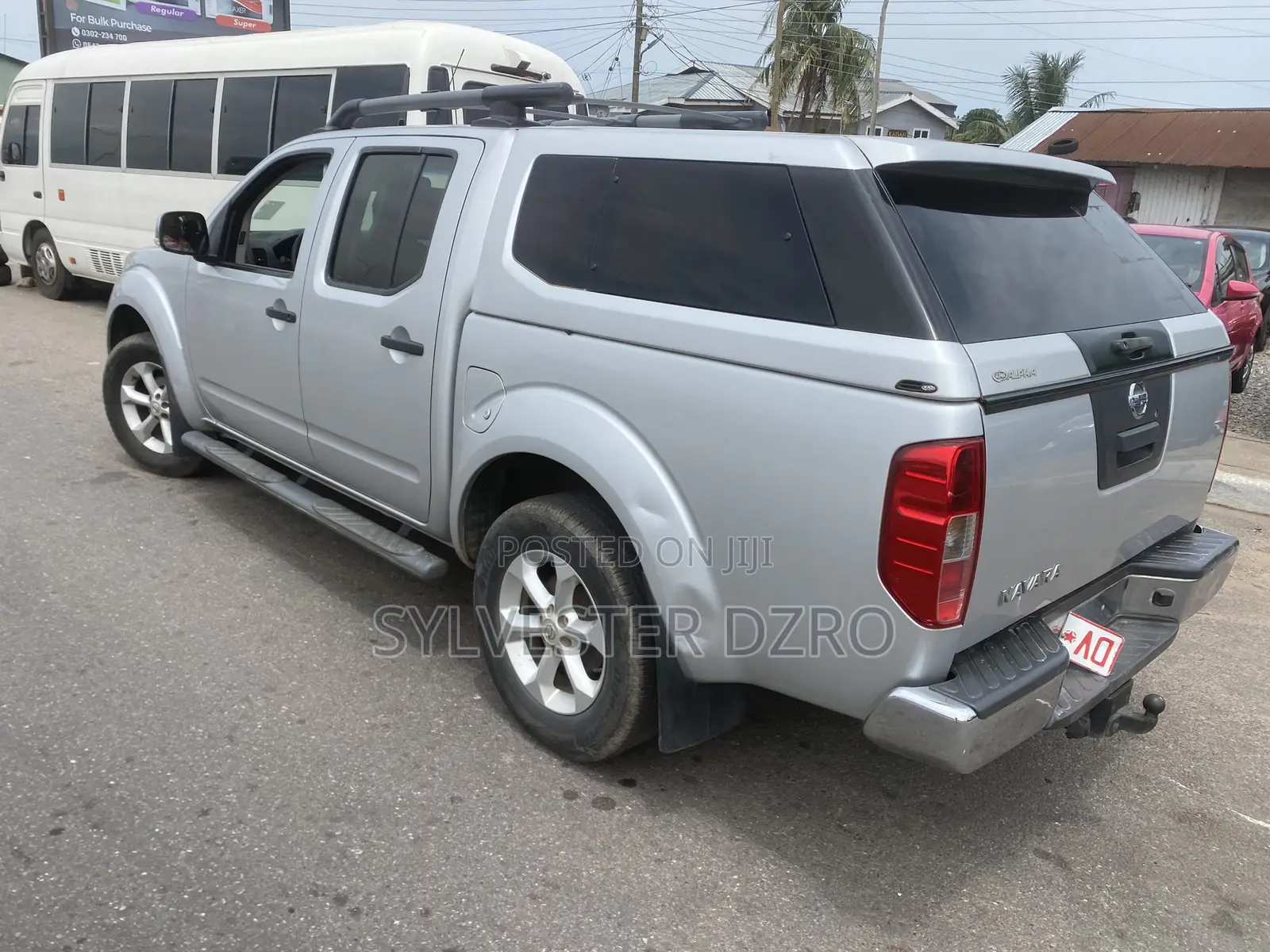 Nissan Navara 2017 Silver