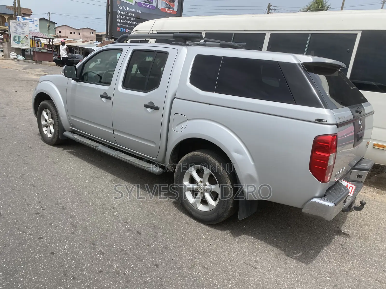 Nissan Navara 2017 Silver