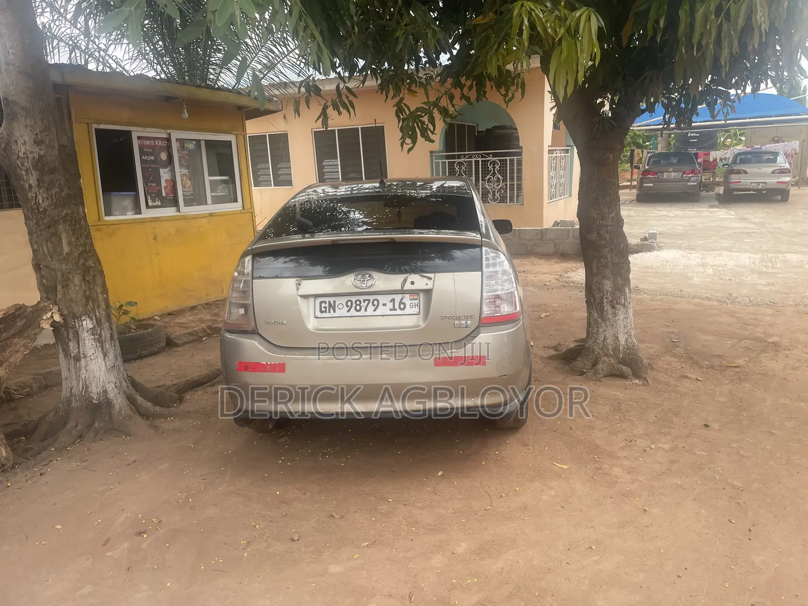 Toyota Prius 2006 Brown