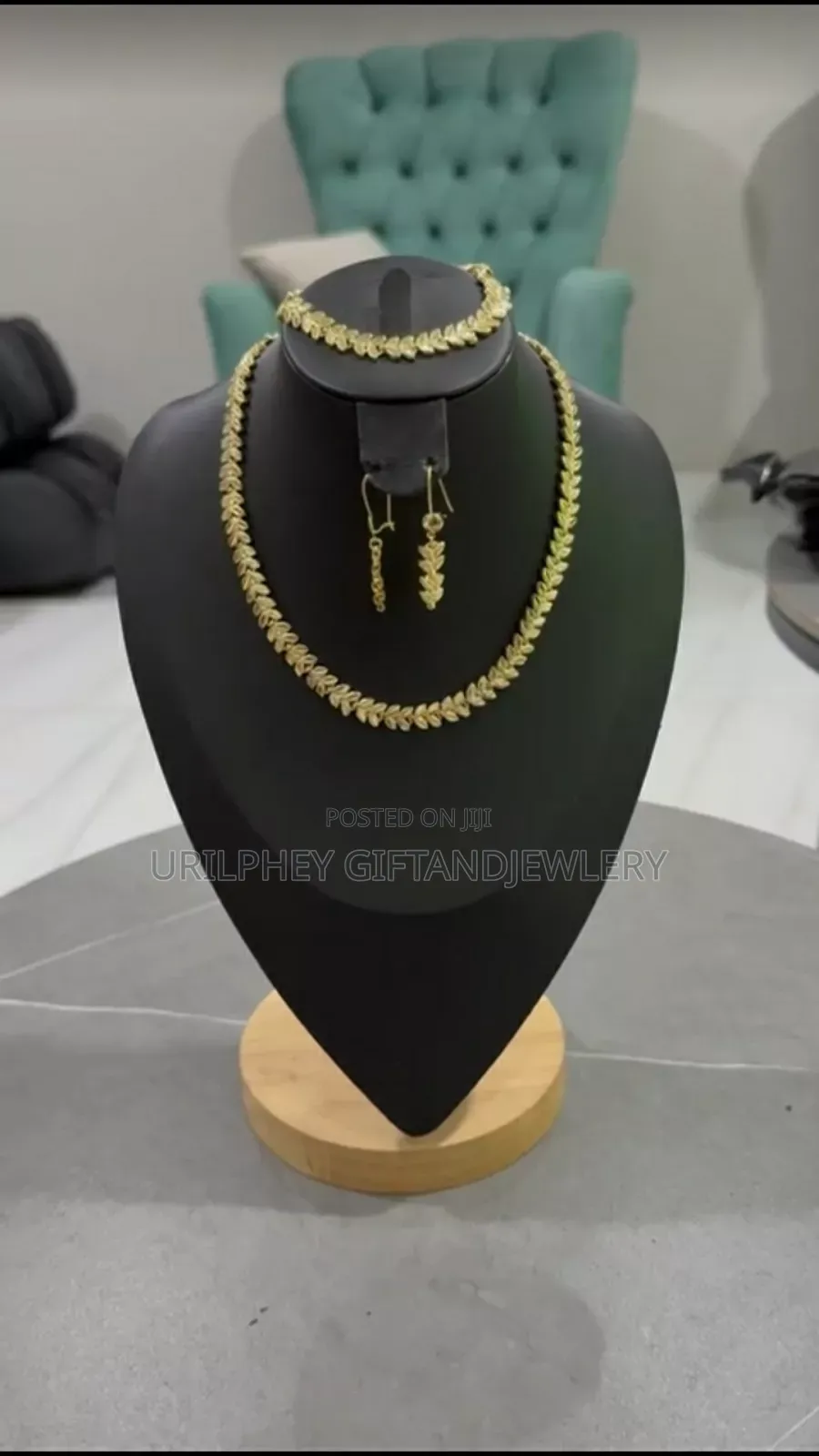 Quantity Jewelry Set