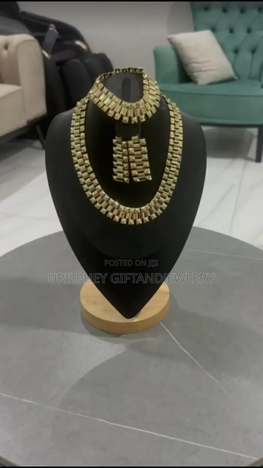Quantity Jewelry Set