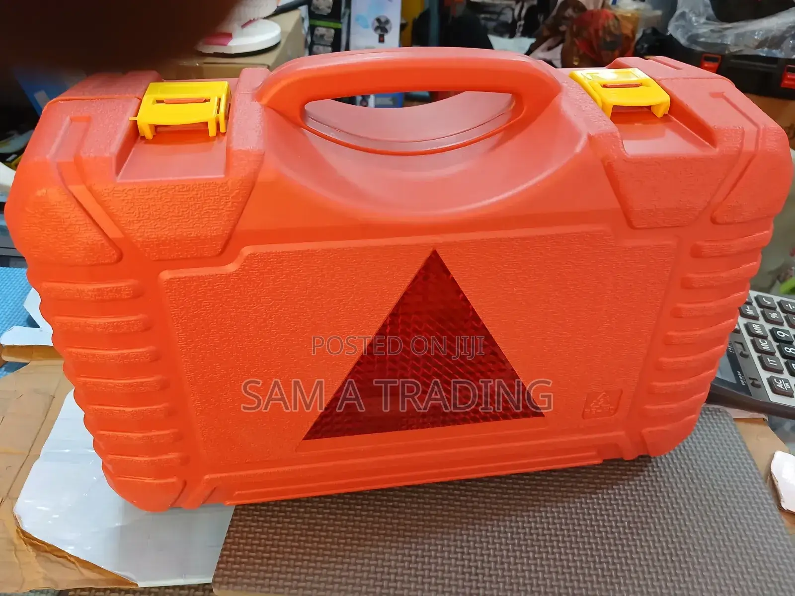 Air Pump With Screw Driver