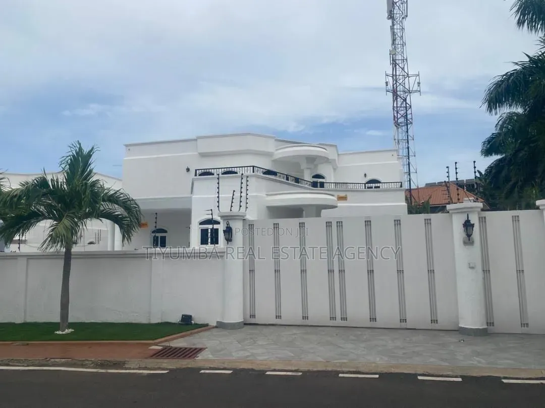 5bdrm Mansion in Tiyumba Real Estate, A&C Mall Area for rent