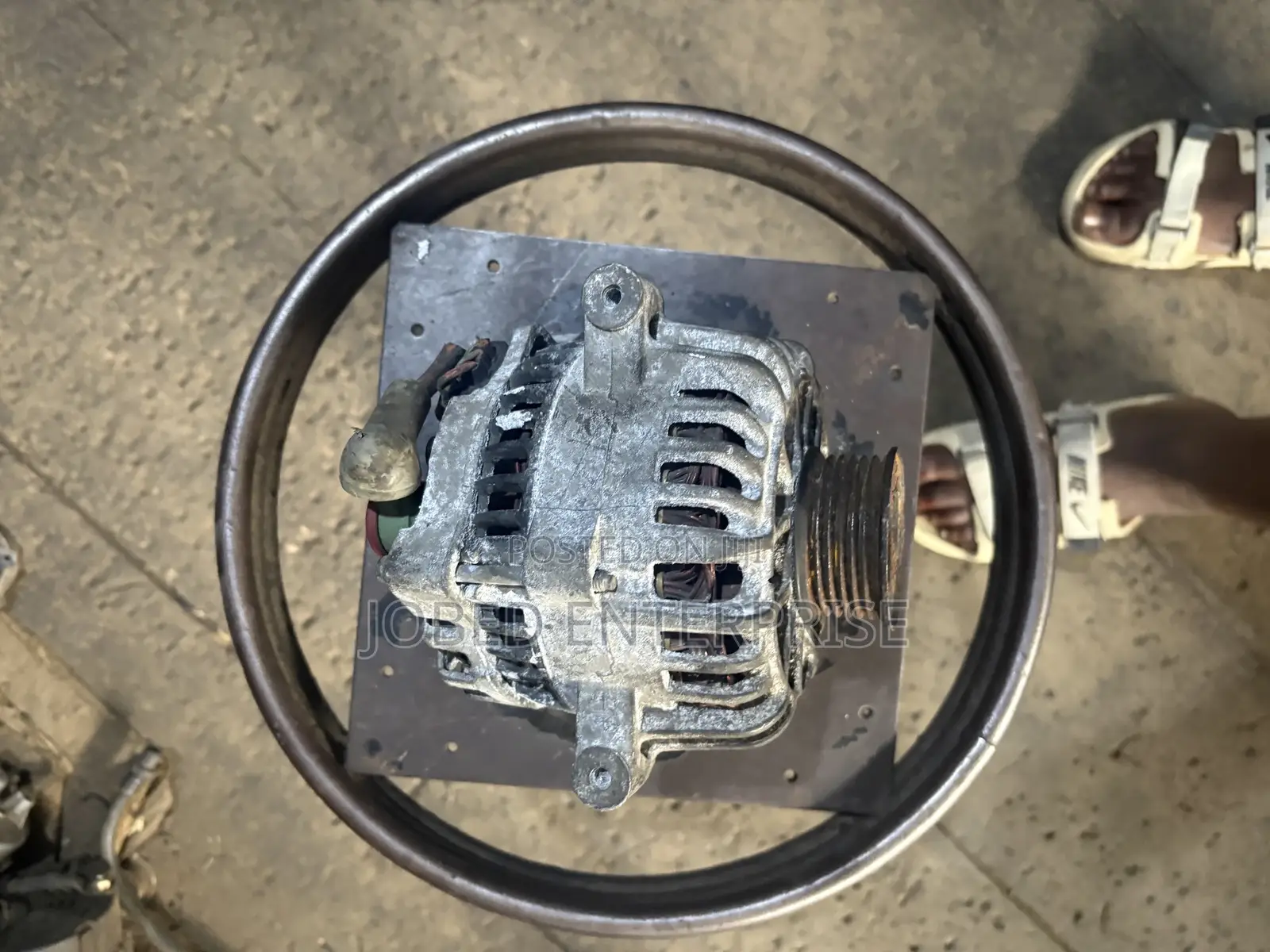Ford F-150 Alternator V8 (2004 - 2008)