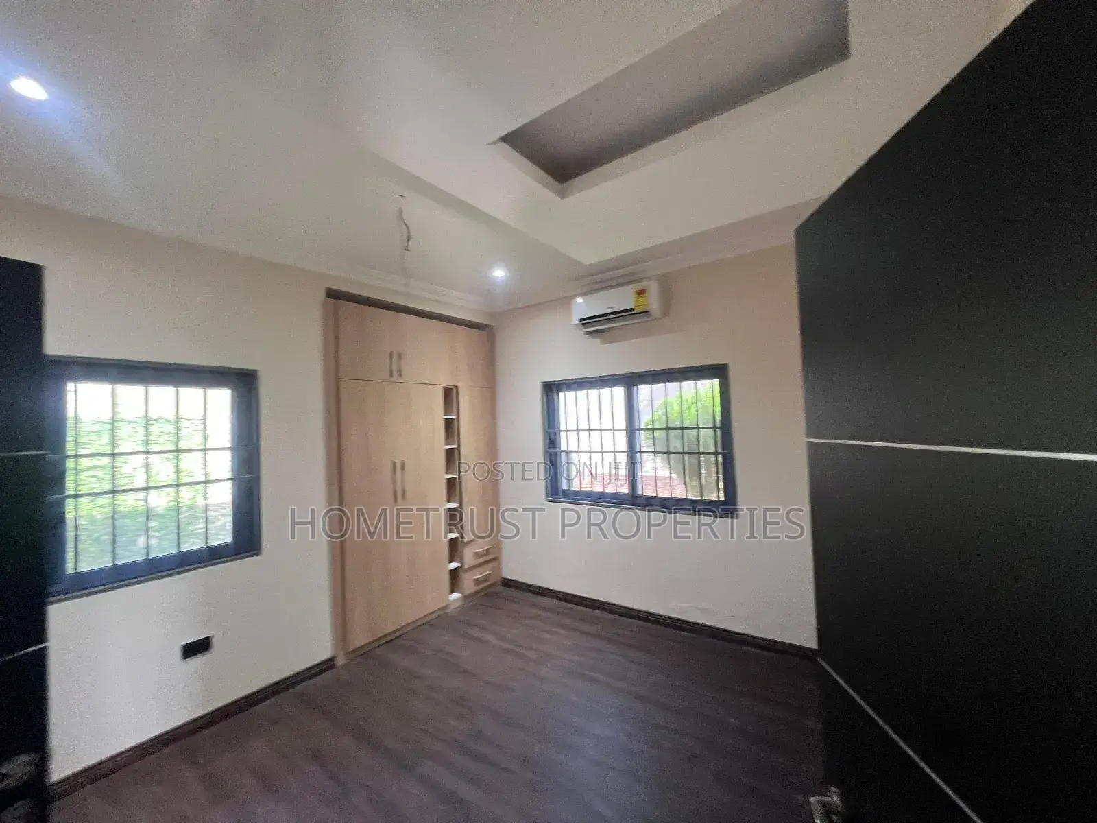 3bdrm Duplex in Kokrobitey, Police Station for sale