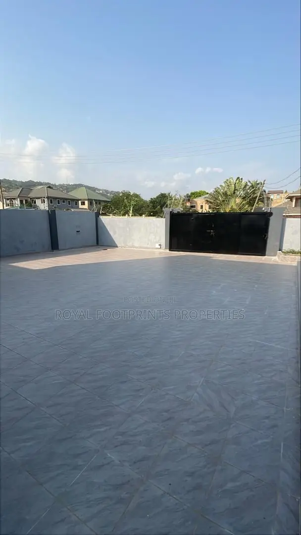 4bdrm House in Royal Footprints, Oyarifa for sale