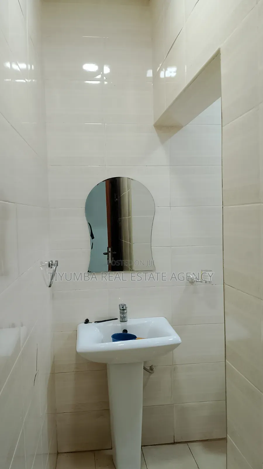3bdrm Apartment in Tiyumba Real Estate, Papao for rent