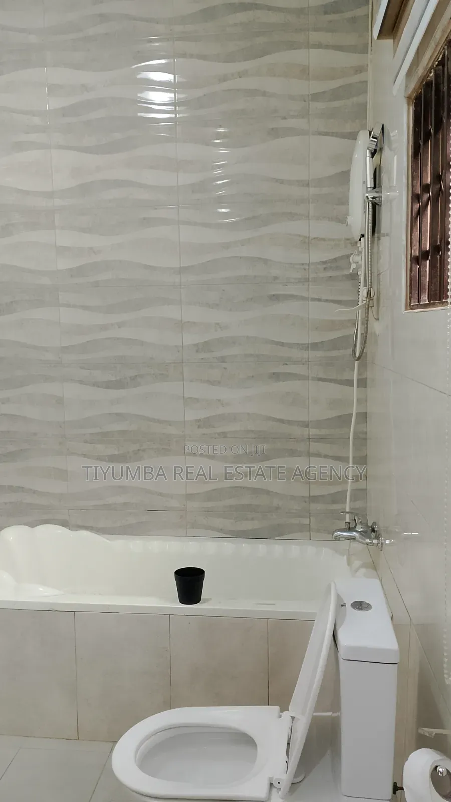 3bdrm Apartment in Tiyumba Real Estate, Papao for rent