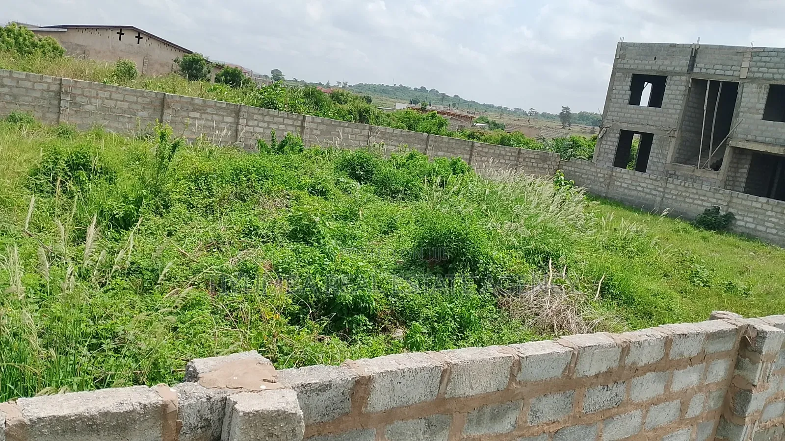 Land for Sale at Oyarifa.