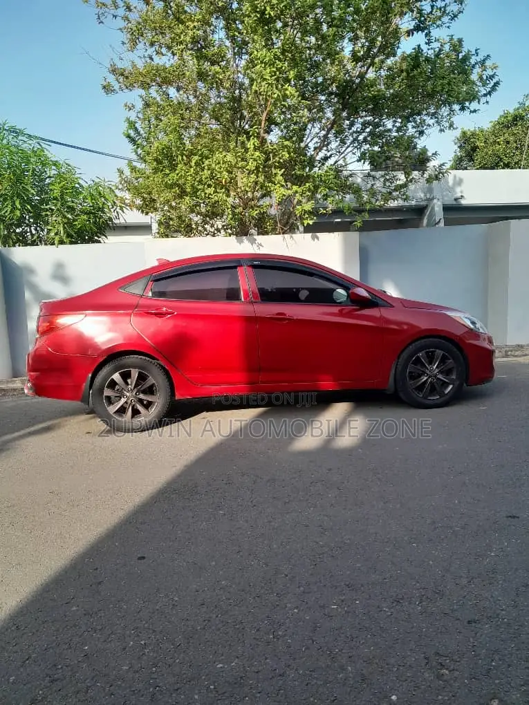 Hyundai Accent 2013 Red