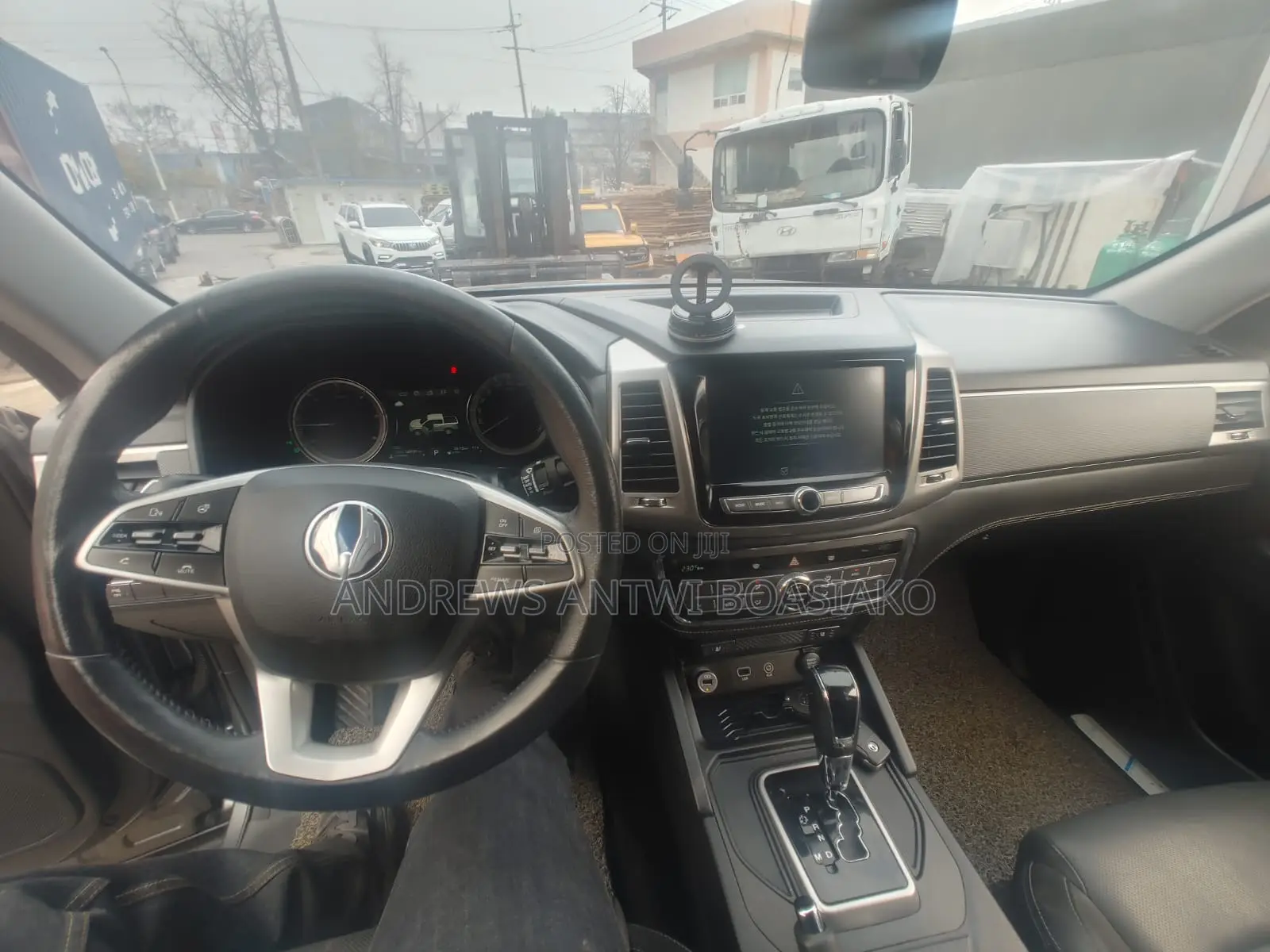 SsangYong Rexton 2019 Gray