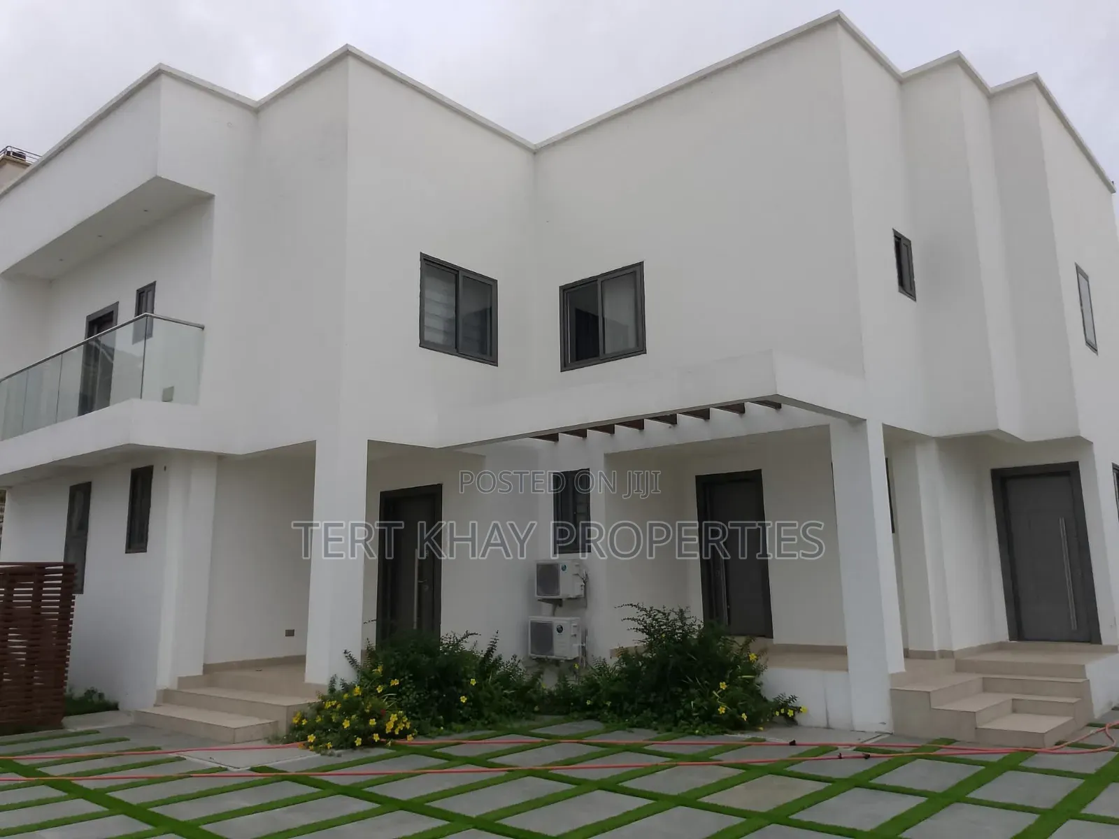 5bdrm House in East Legon for sale