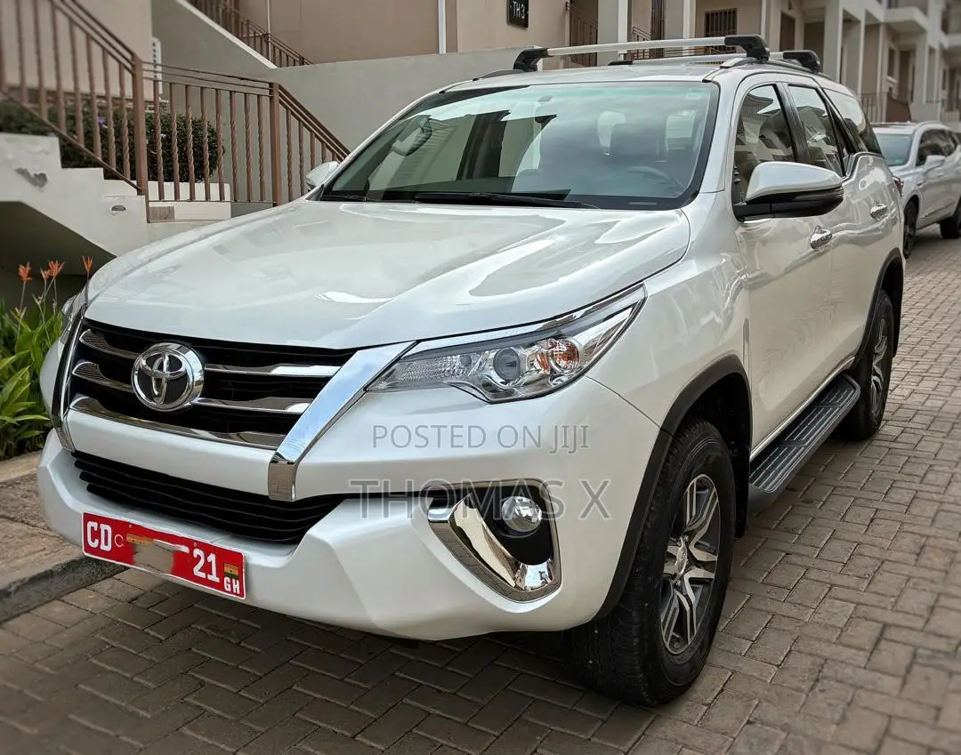 Toyota Fortuner 2.7 AWD 2020 White