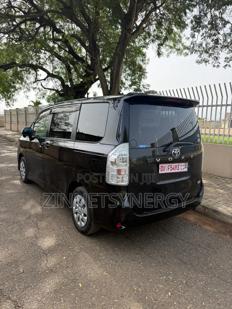 Toyota Voxy 2013 Black
