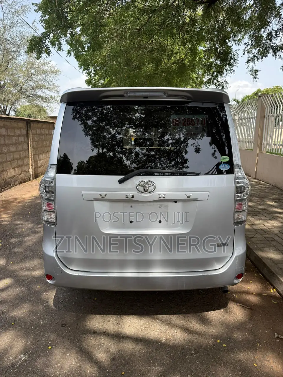 Toyota Voxy 2013 Gray